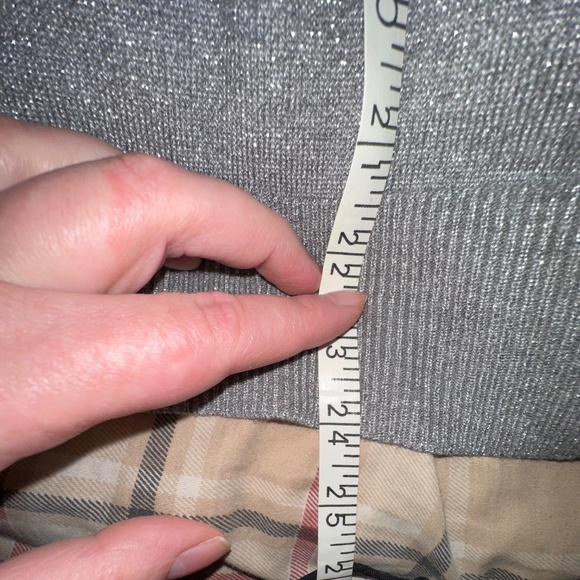 Cable & Gauge Silver Cardigan – XL, Diamond Buttons - Picture 11 of 11